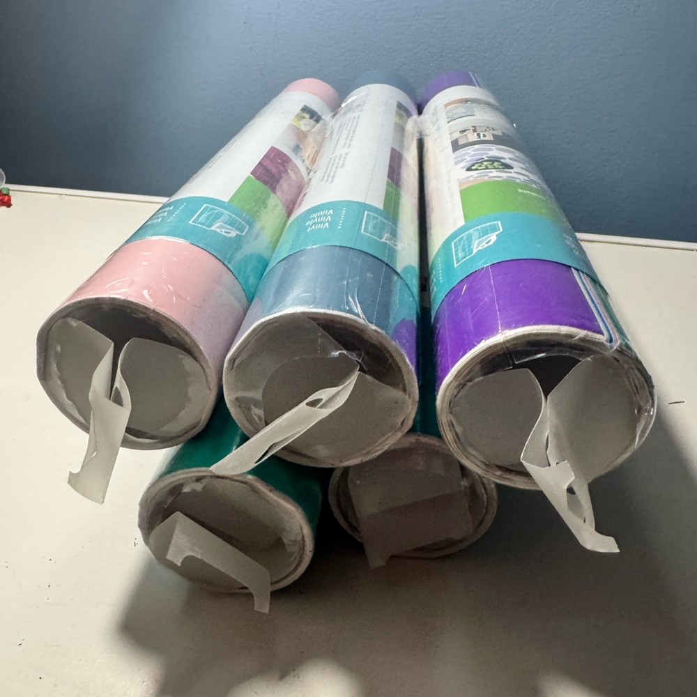 Cricut Premium Permanent Vinyl Bundle Lot (4 Rolls) Glossy Colors New Sealed - Picture 3 of 9